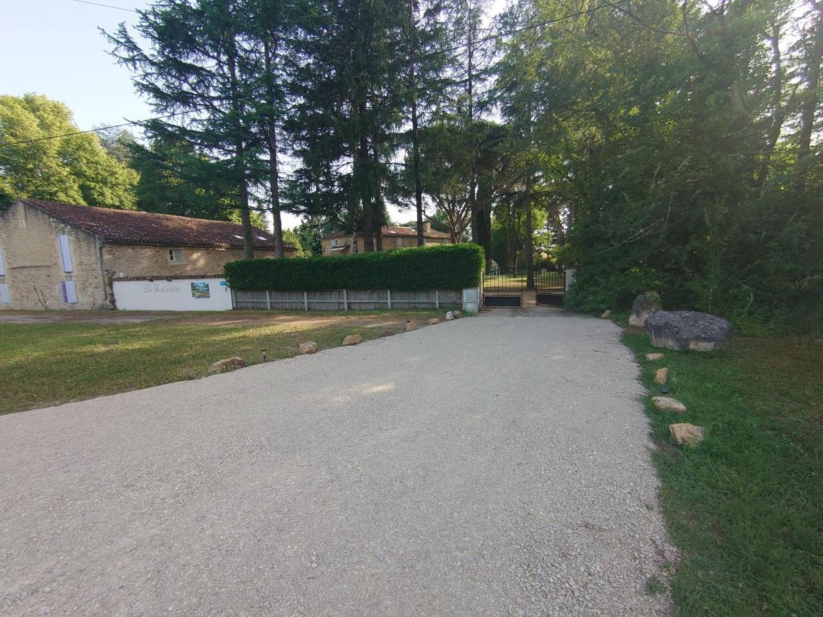 Domaine La Buissiere Duravel "Le Gite" Avec Piscine Couverte Privative Luaran gambar