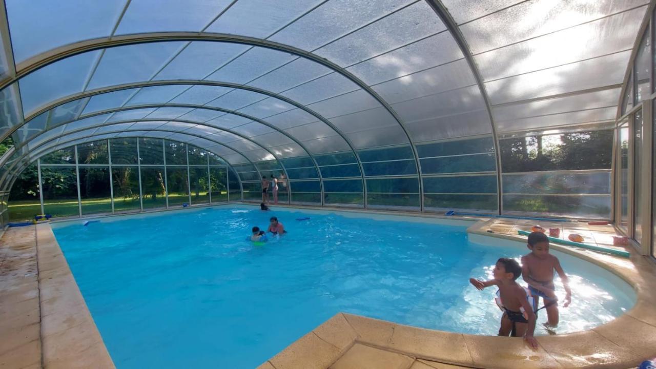 Domaine La Buissiere Duravel "Le Gite" Avec Piscine Couverte Privative Luaran gambar